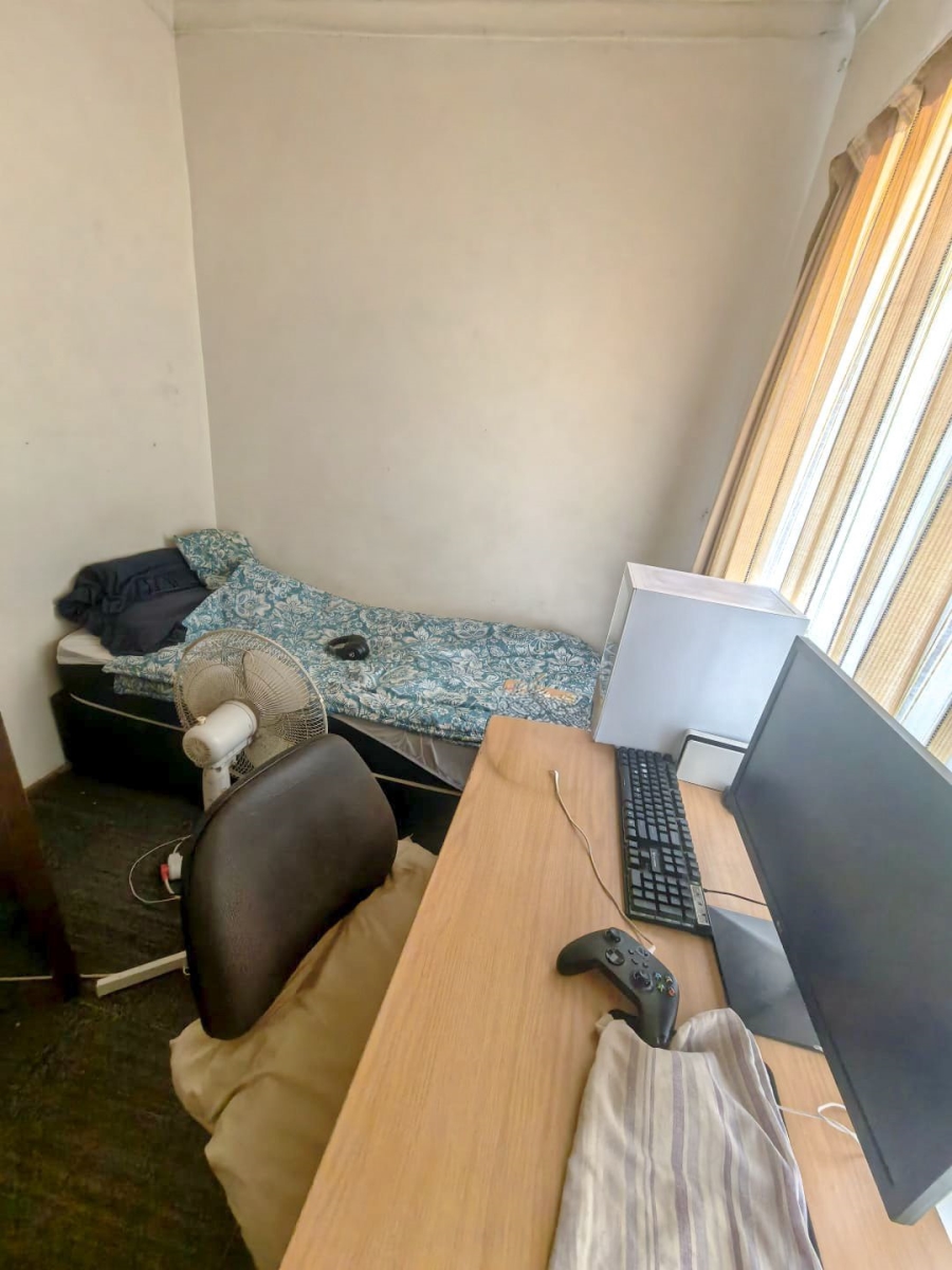 3 Bedroom Property for Sale in Grassy Park Western Cape